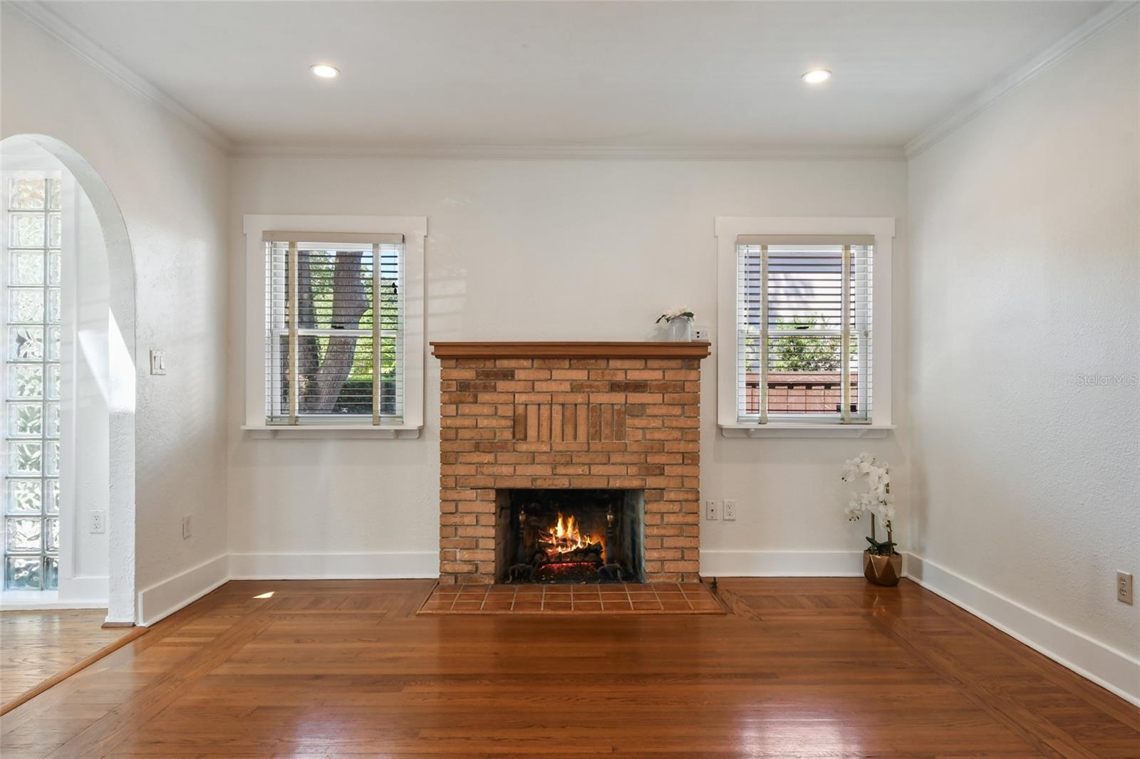 COLLEGE PARK - Residential