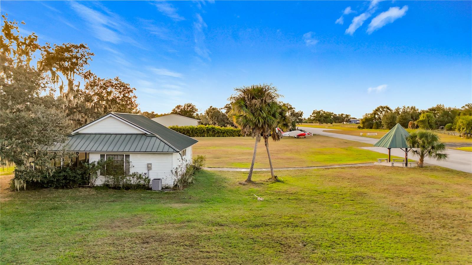 HIDDEN RIVER REP - Residential