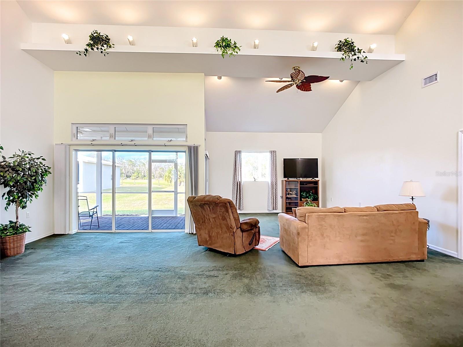 HIDDEN RIVER REP - Residential