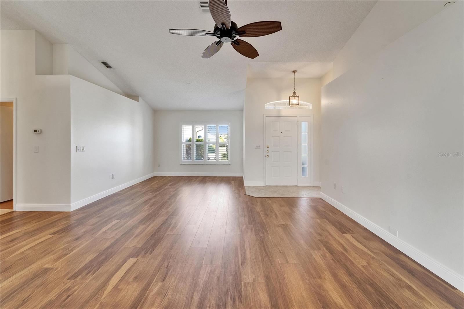 304 CALOOSA PALMS COURT