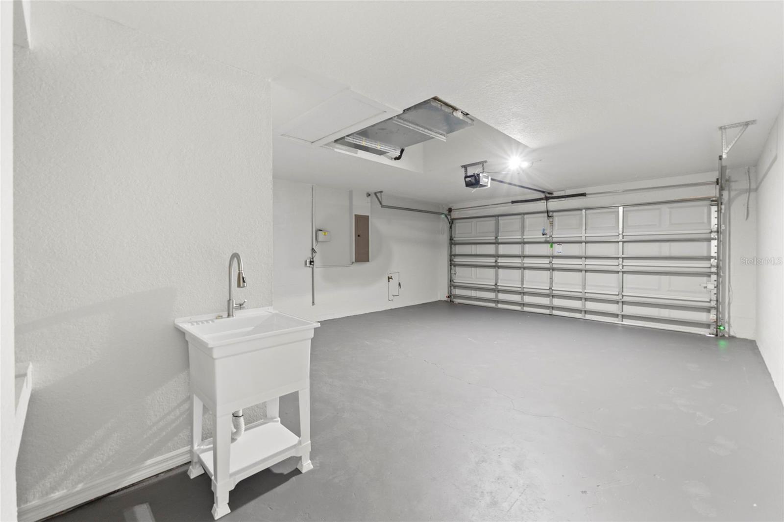 ROYAL HIGHLANDS UNIT 7 - Residential