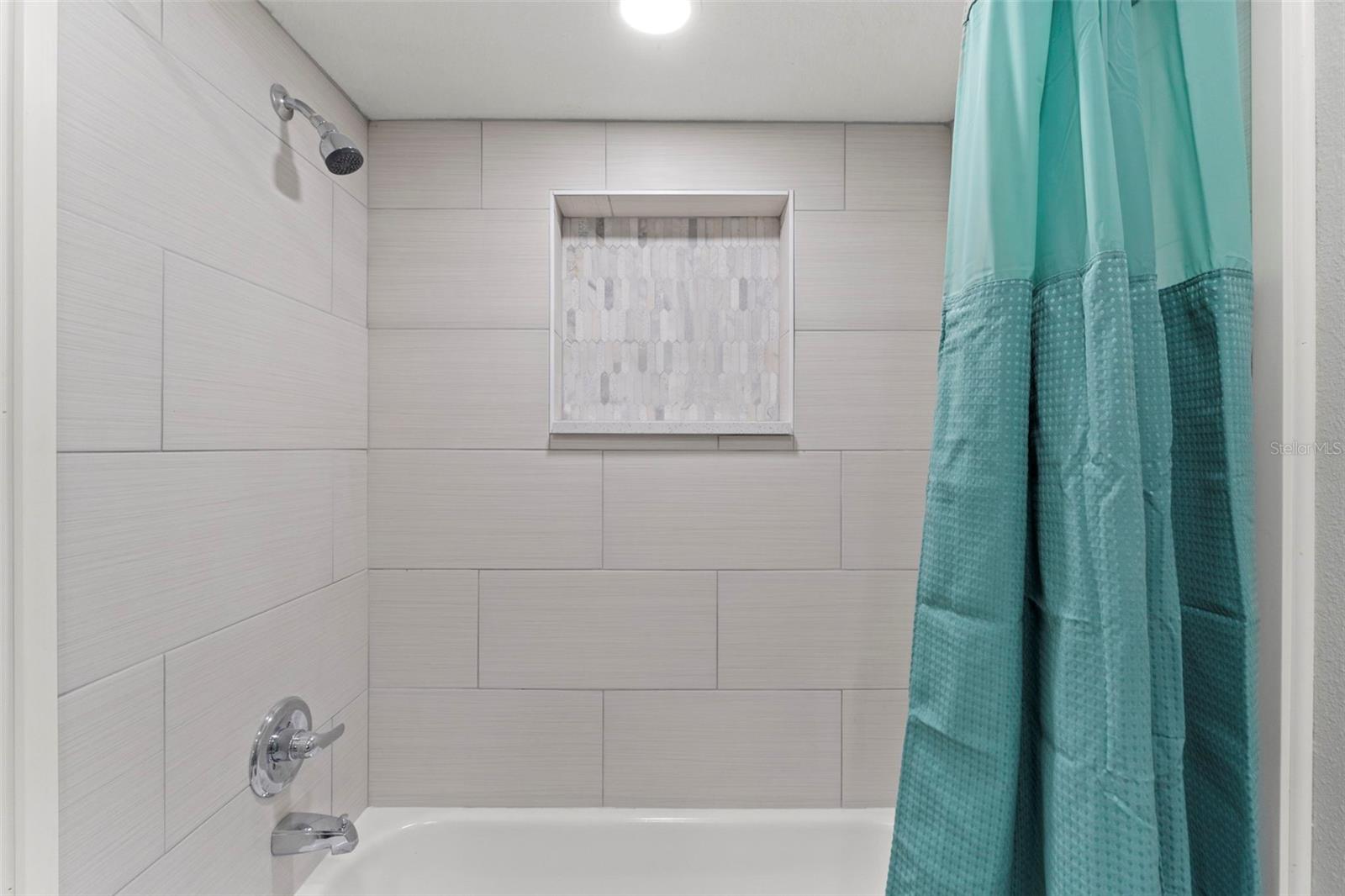 ROYAL HIGHLANDS UNIT 7 - Residential