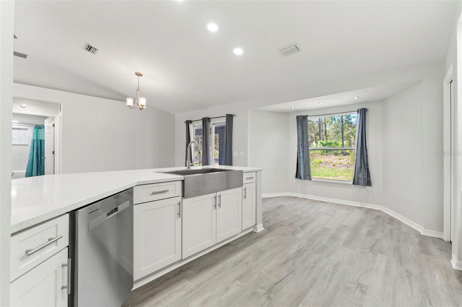 ROYAL HIGHLANDS UNIT 7 - Residential