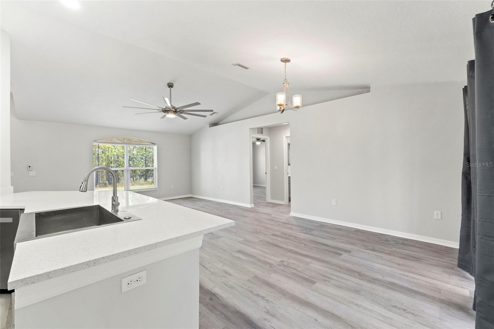 ROYAL HIGHLANDS UNIT 7 - Residential