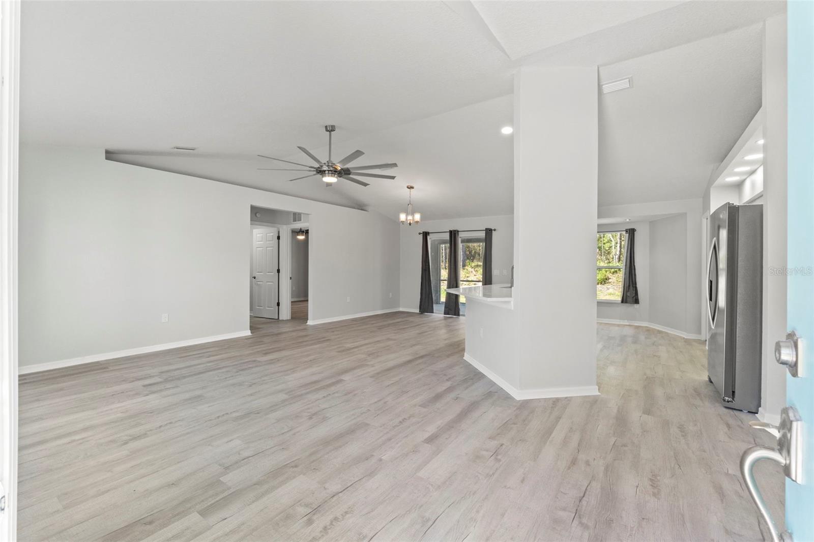 ROYAL HIGHLANDS UNIT 7 - Residential