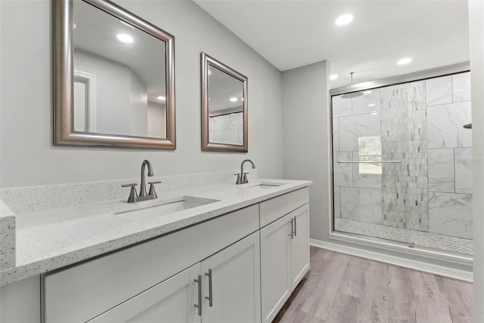 ROYAL HIGHLANDS UNIT 7 - Residential