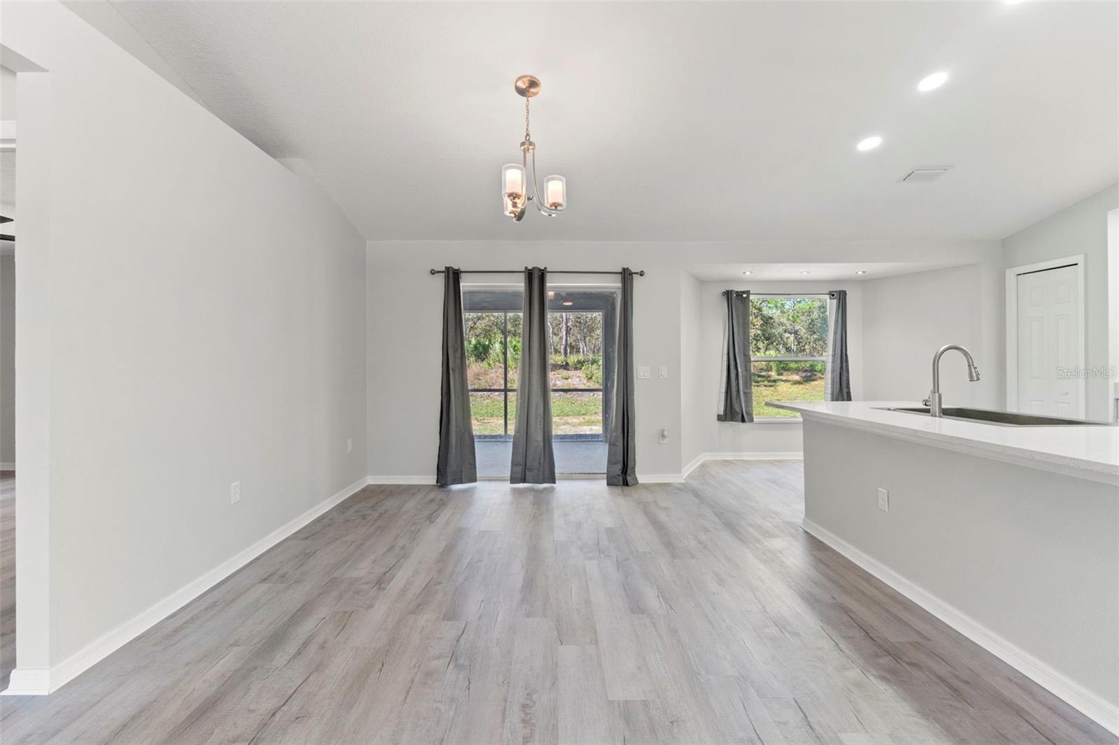 ROYAL HIGHLANDS UNIT 7 - Residential