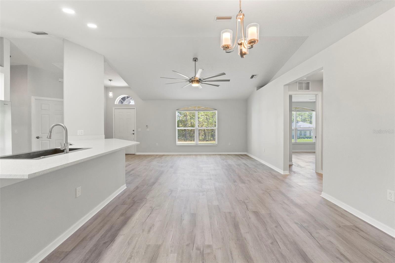 ROYAL HIGHLANDS UNIT 7 - Residential