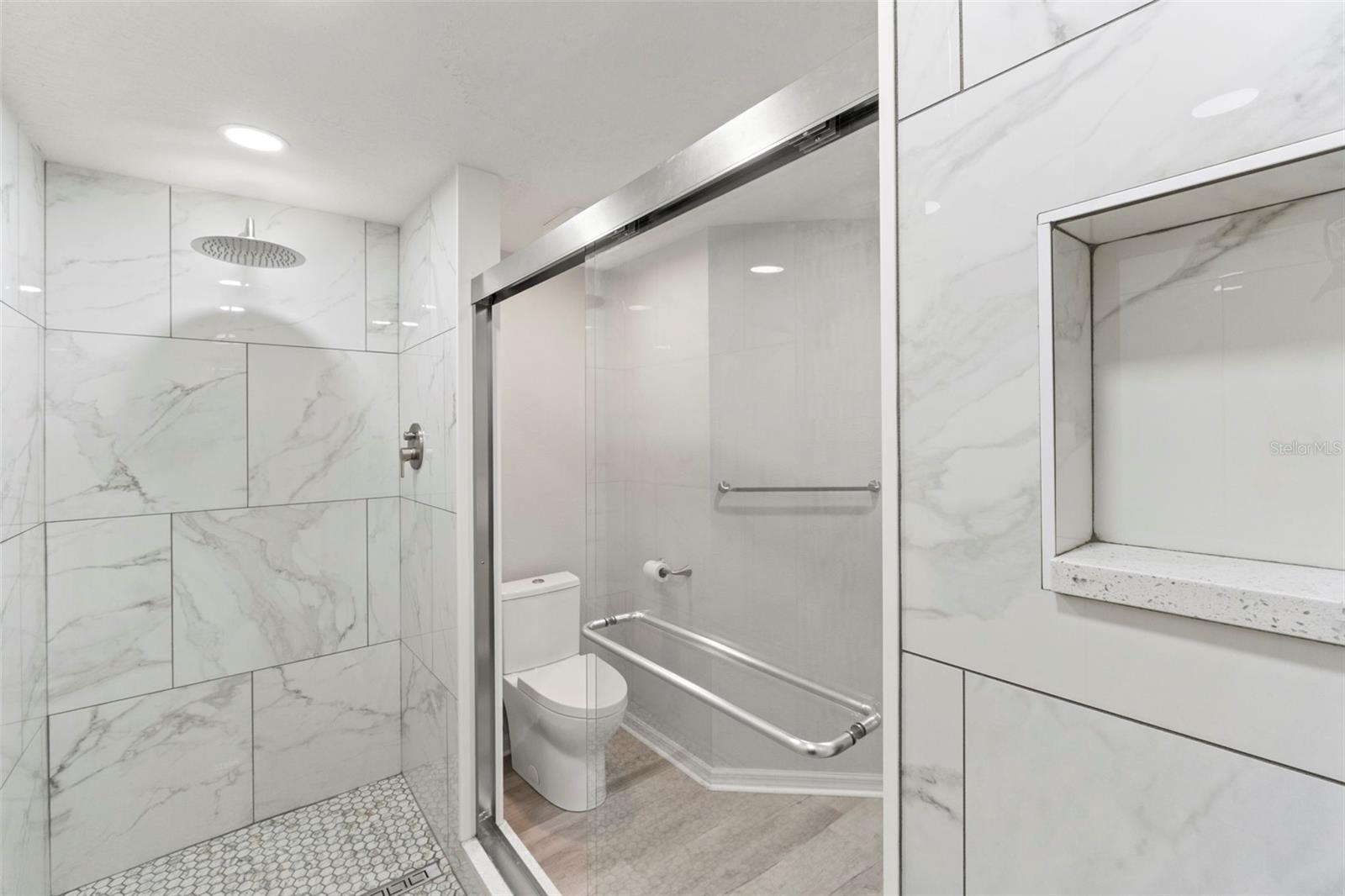 ROYAL HIGHLANDS UNIT 7 - Residential