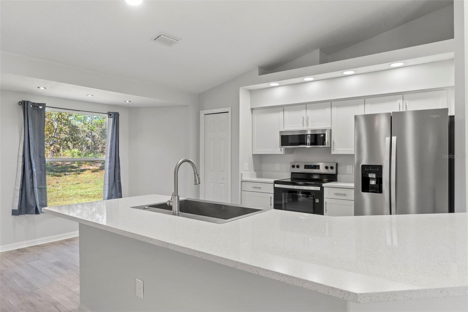 ROYAL HIGHLANDS UNIT 7 - Residential