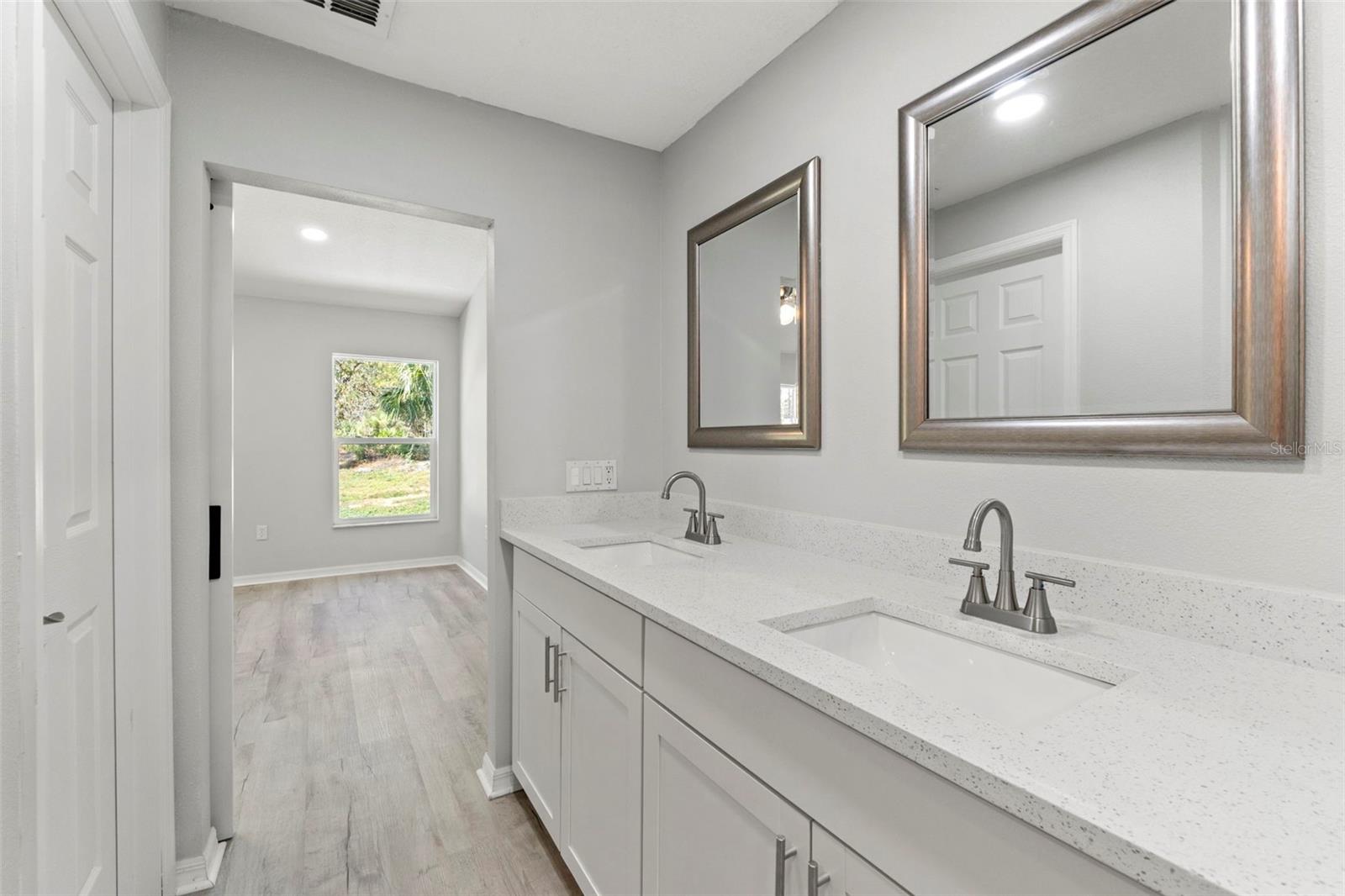 ROYAL HIGHLANDS UNIT 7 - Residential