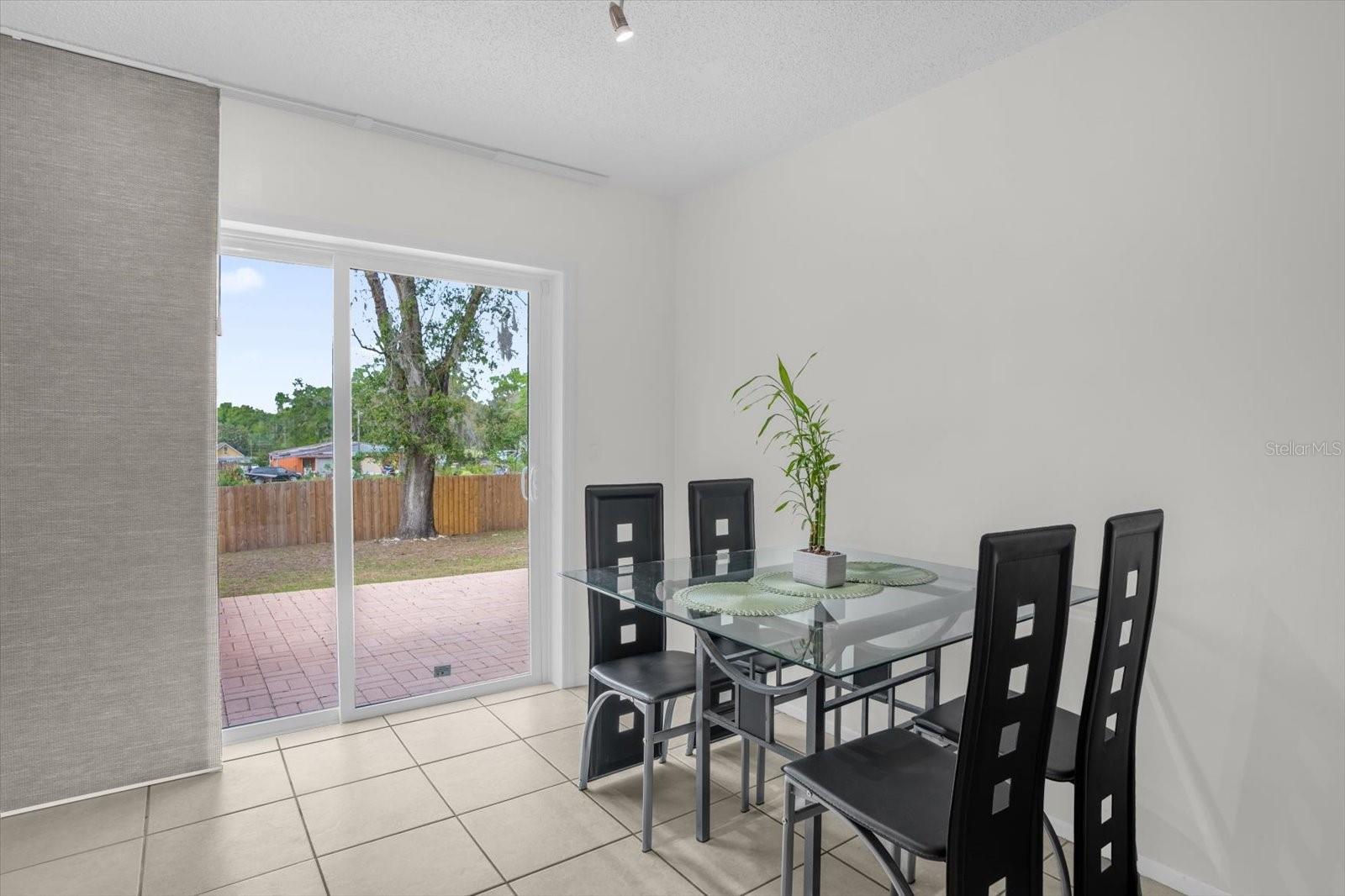 FOX BRIAR - Residential