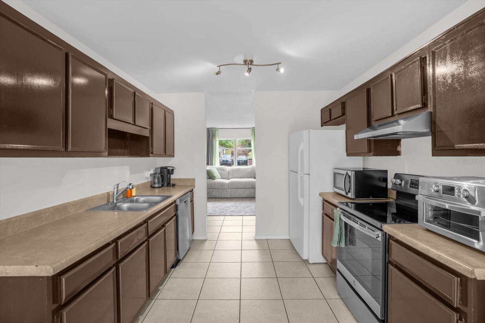 FOX BRIAR - Residential