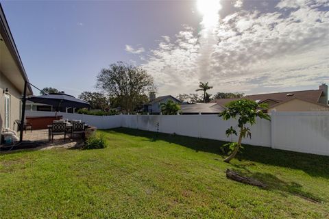 A home in WINTER HAVEN