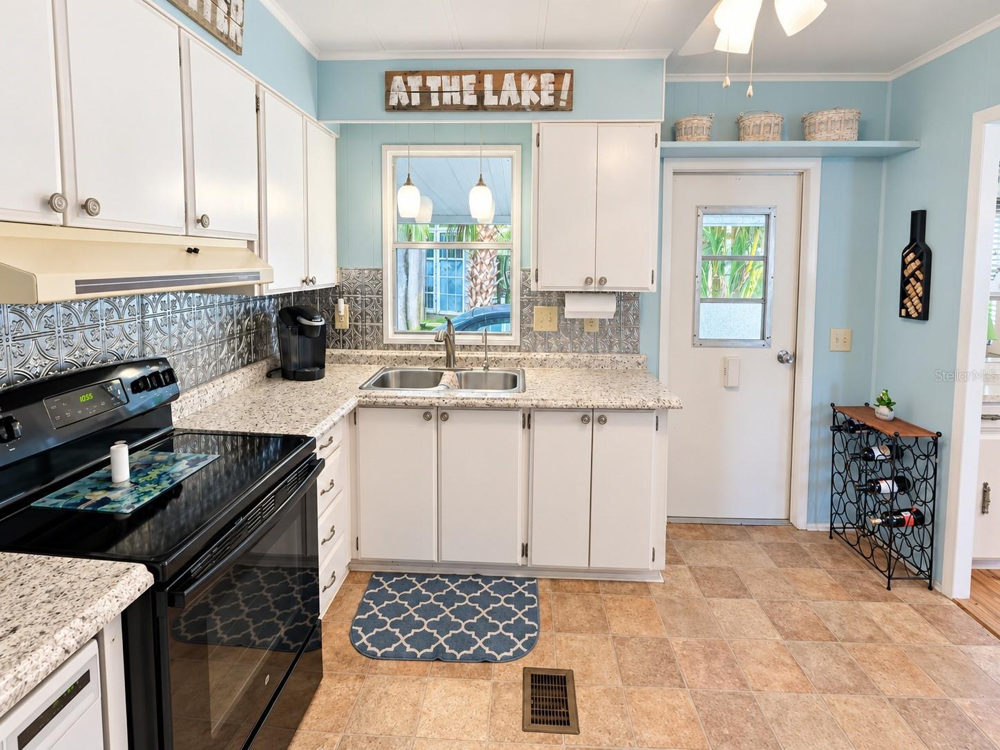 419 SINCLAIR CIRCLE