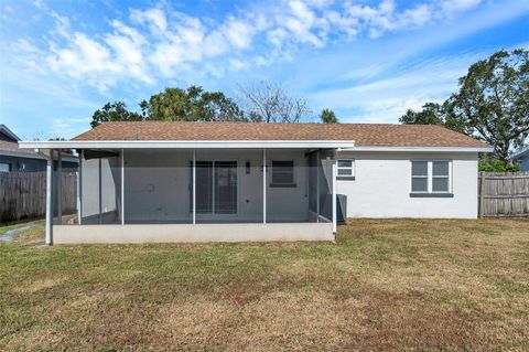 A home in SEMINOLE