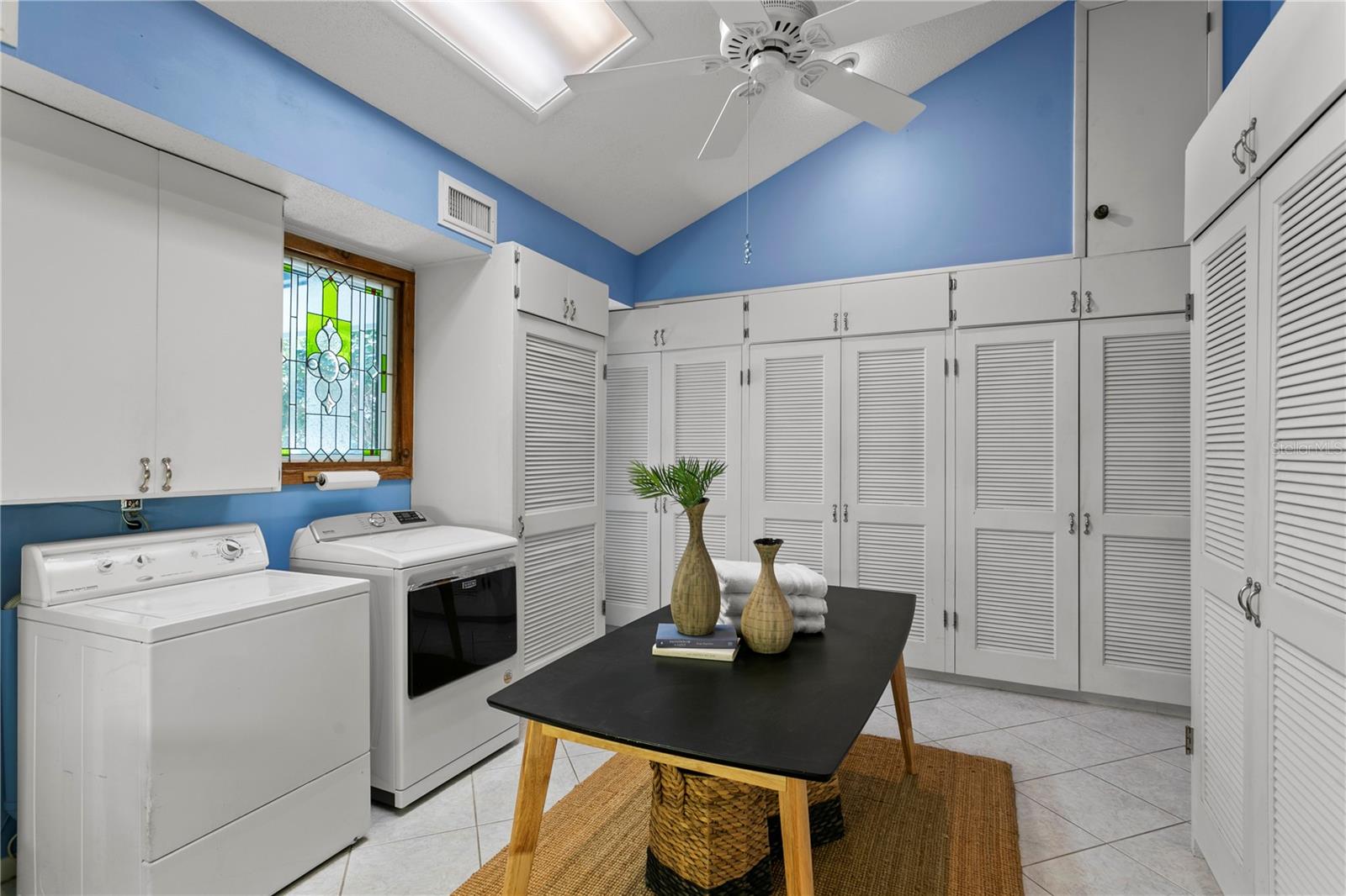 COLONIAL CORP REP - Residential