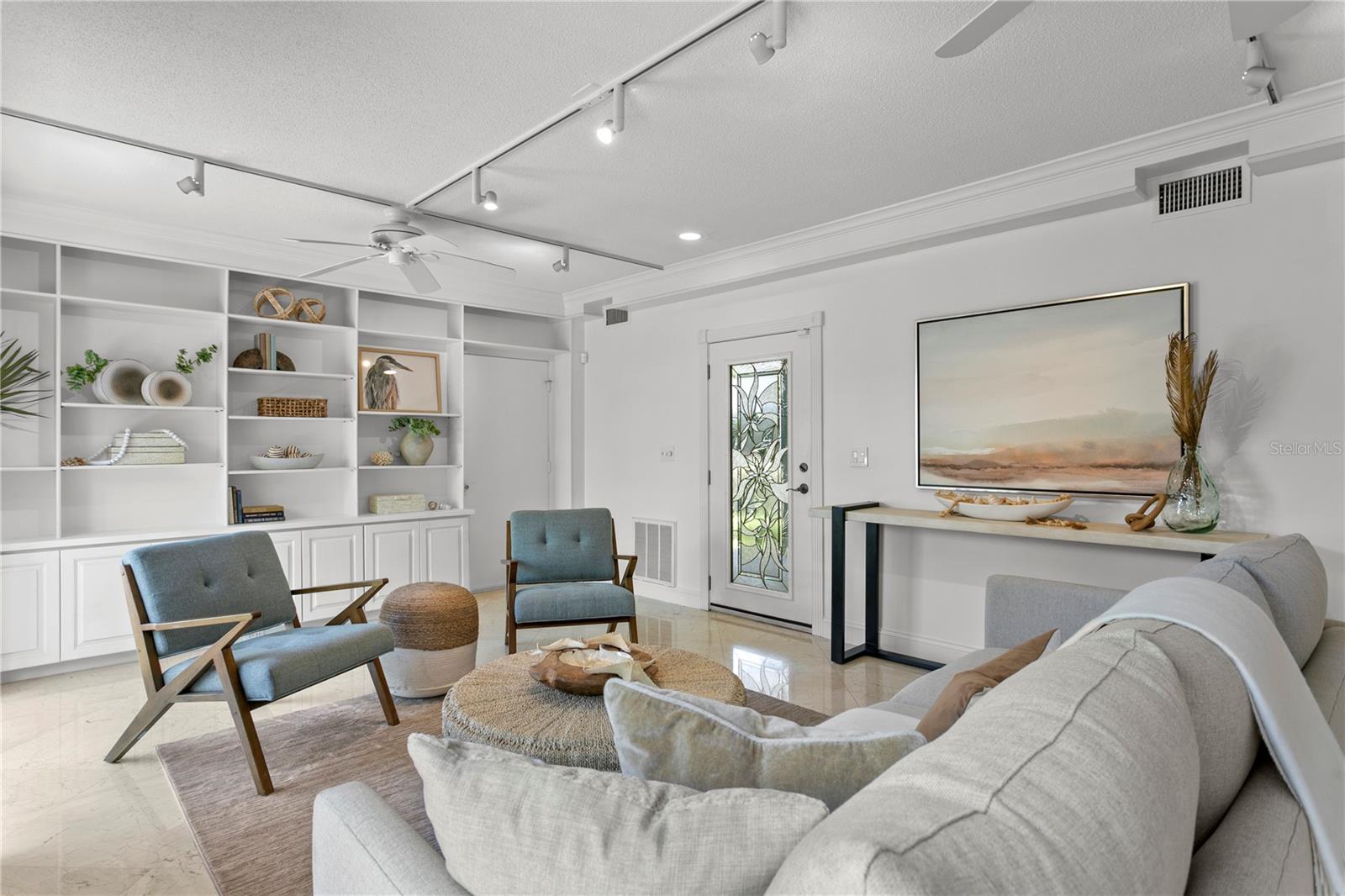 COLONIAL CORP REP - Residential