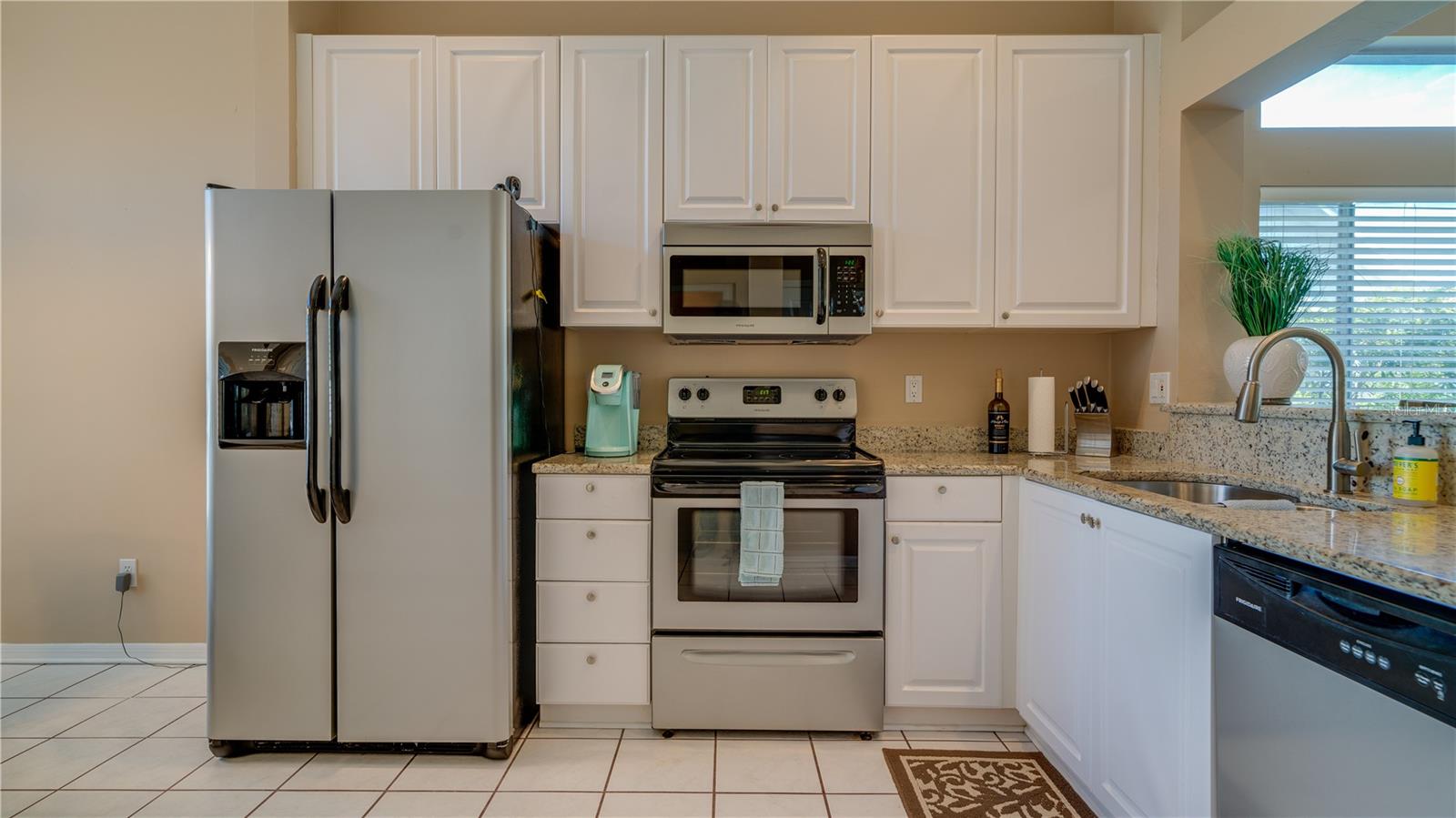 12760 DEVONSHIRE LAKES CIRCLE