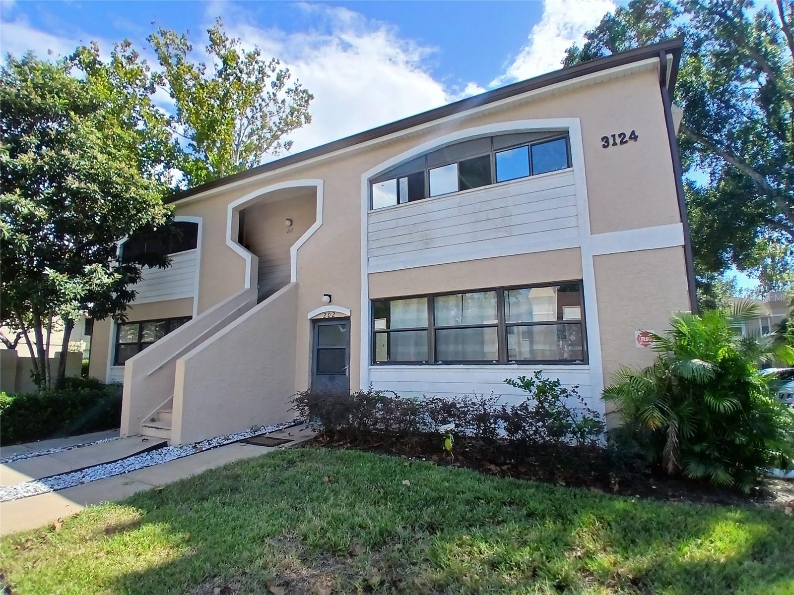 Welcome to Centre Court Condo, located in the heart of Orlando, FL. This spacious 2-bedroom, 2-bathroom condo offers a comfortable and convenient living space. The gated community provides security and peace of mind for residents. Enjoy the Florida sunshine at the community pool or stay active on the tennis court. The playground is perfect for outdoor fun for all ages. With its prime location and desirable amenities, Centre Court Condo is the perfect place to call home in Orlando.
HOA approval needed before moving in.
"Property rented as Is"
DISCLAIMER - Information deemed reliable but not guaranteed