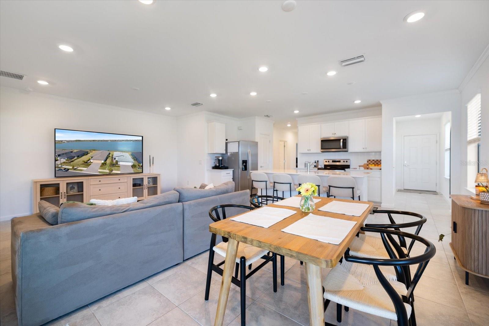 AVANTI/WATERSIDE - Residential