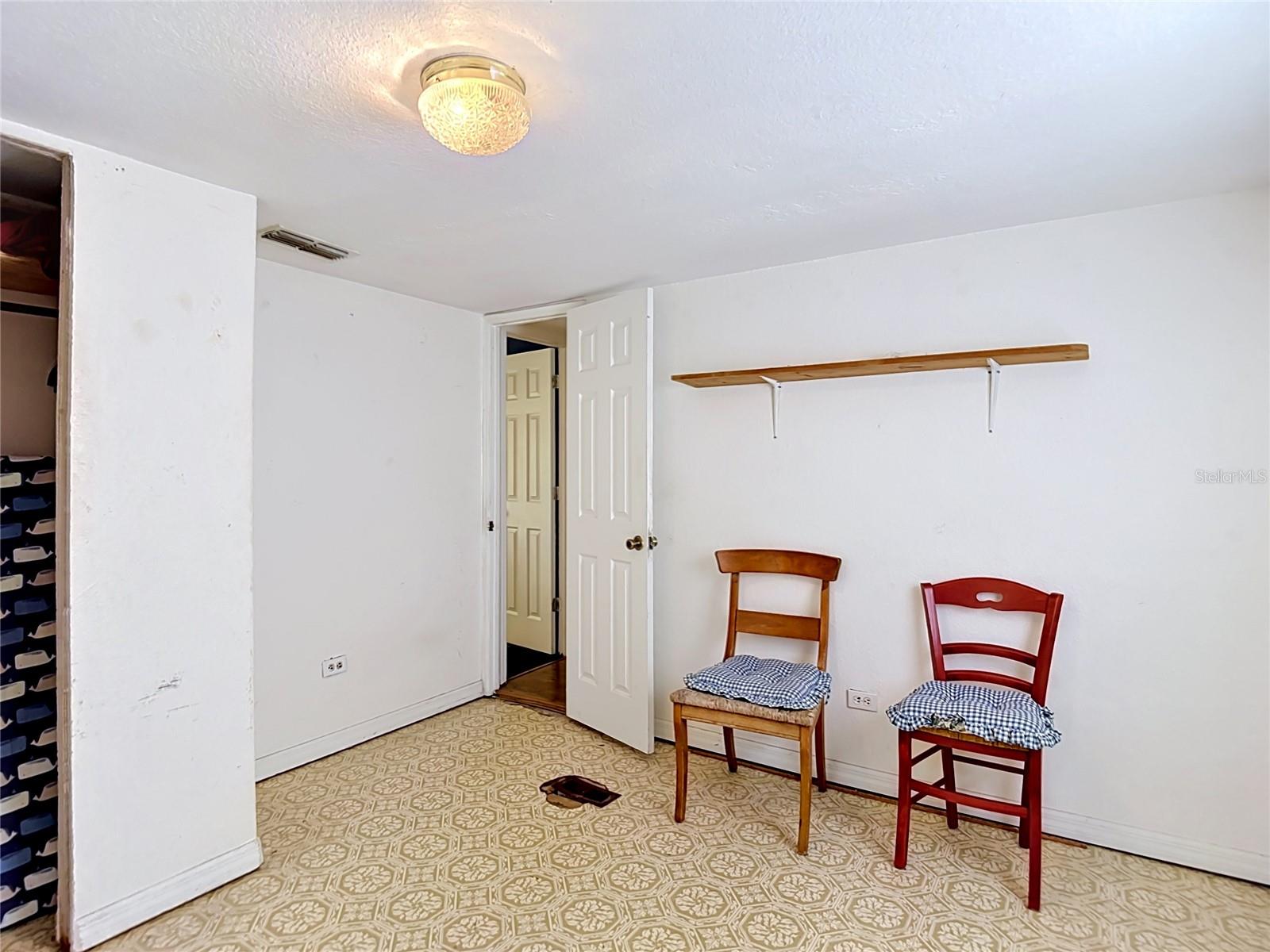 LEISURE HILLS - Residential