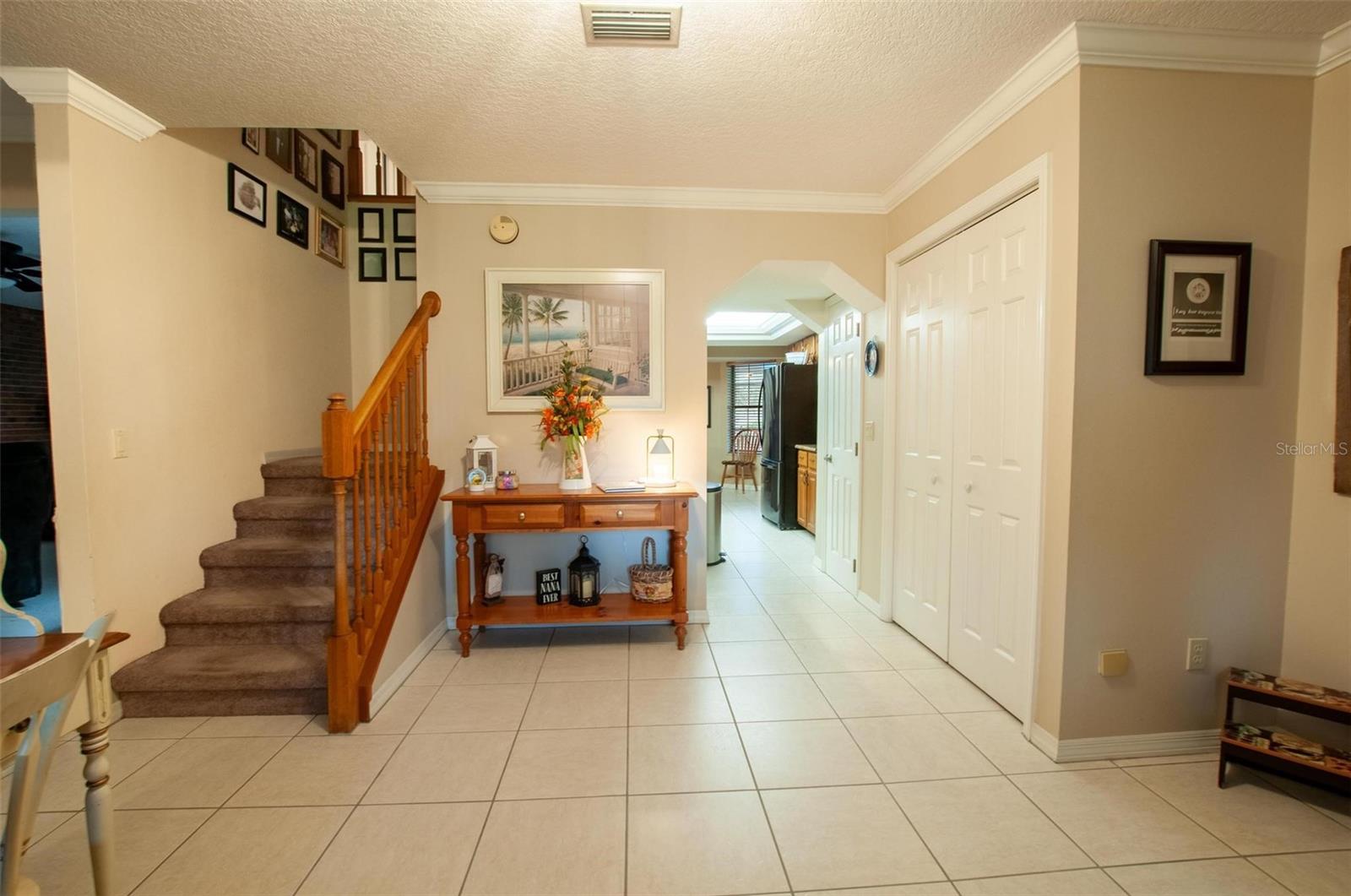 VOSS OAKS - Residential