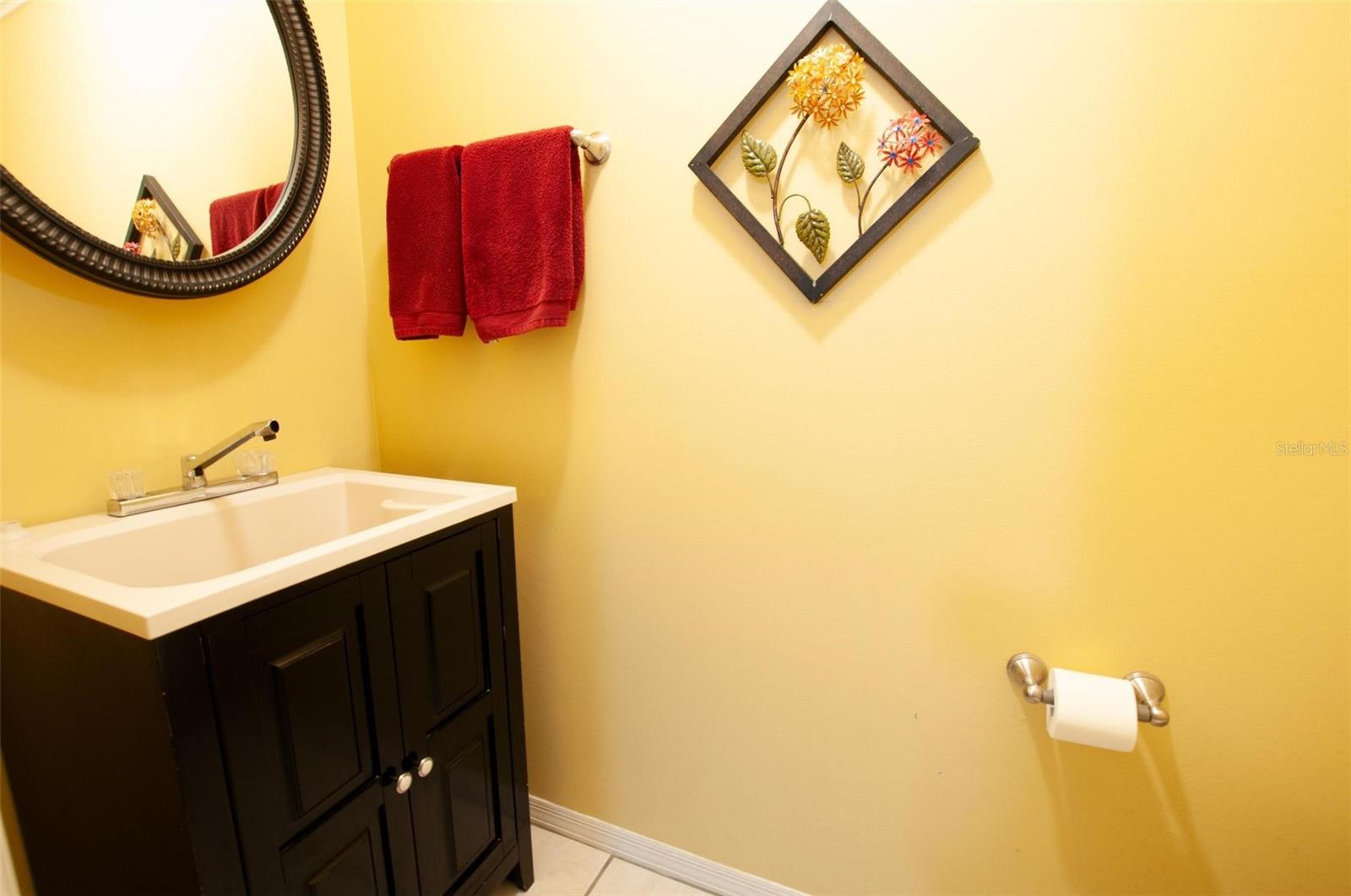 VOSS OAKS - Residential