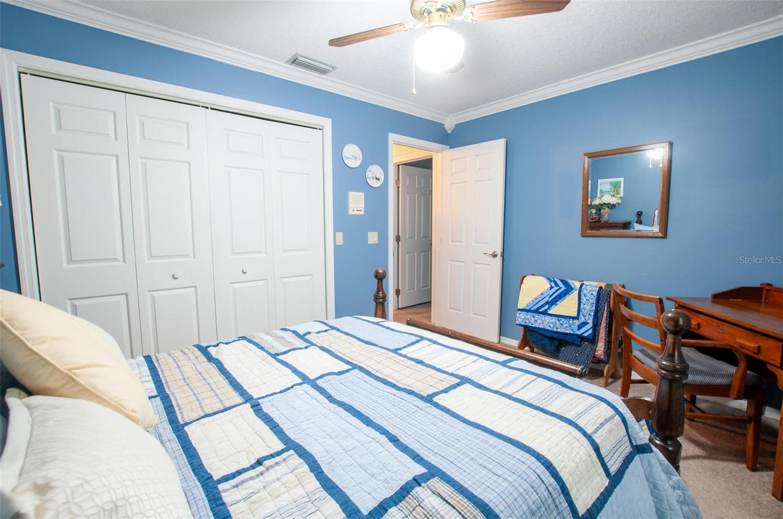 VOSS OAKS - Residential