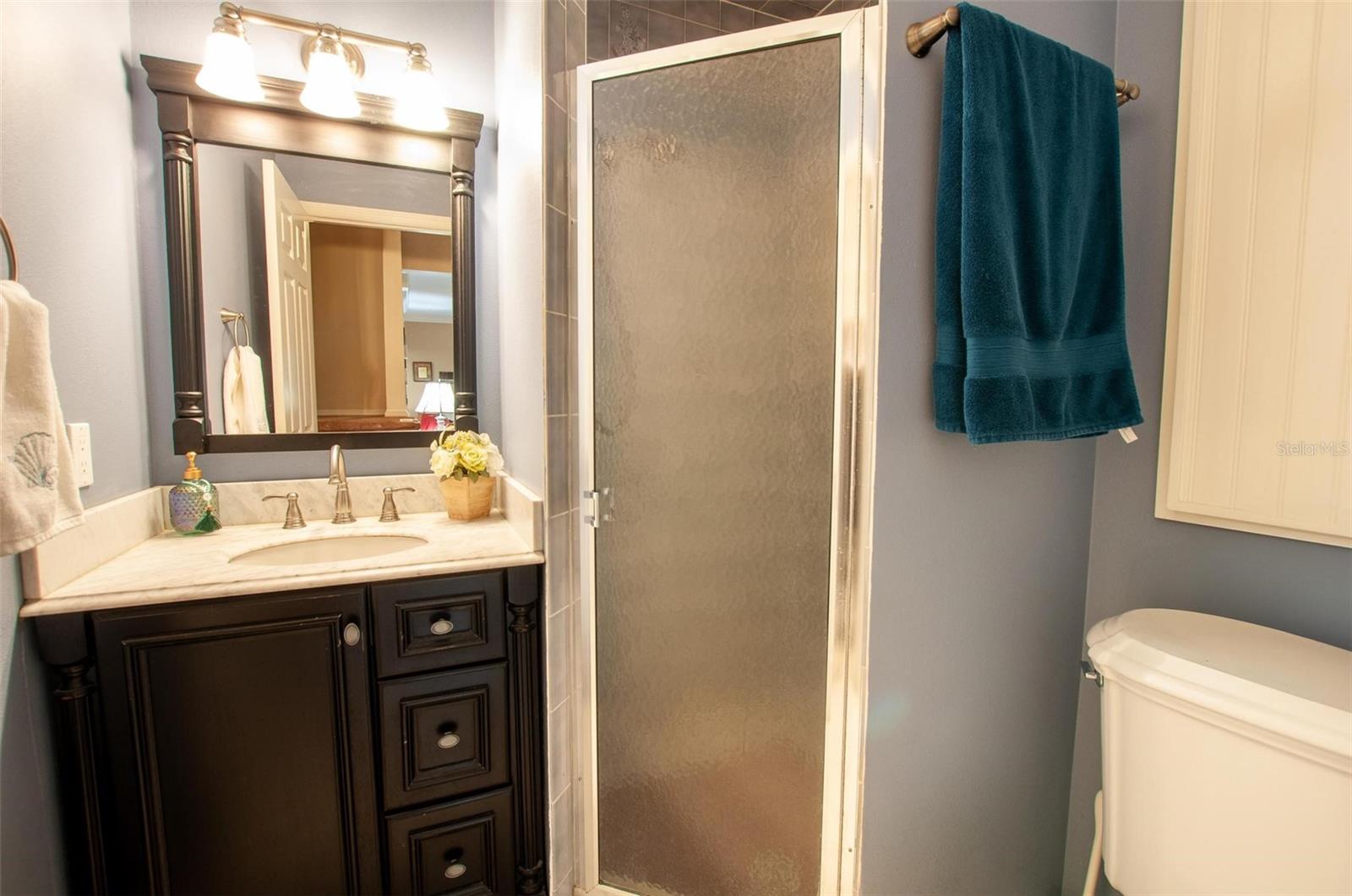 VOSS OAKS - Residential