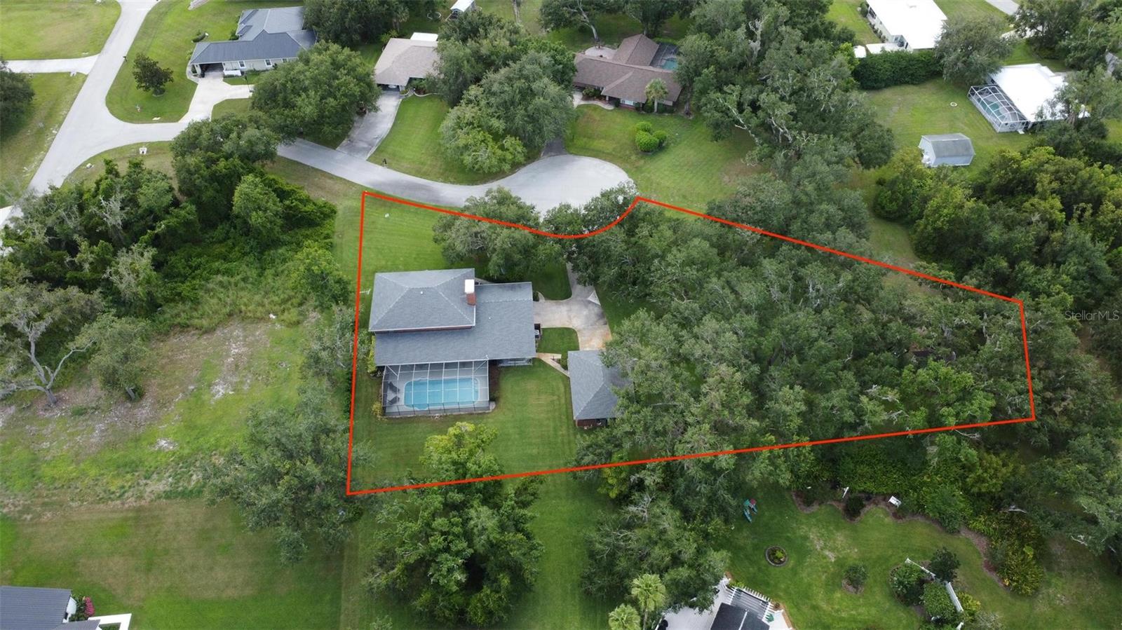 VOSS OAKS - Residential