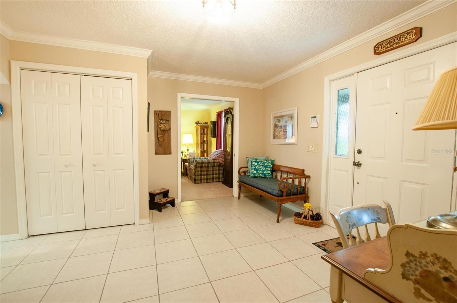 VOSS OAKS - Residential