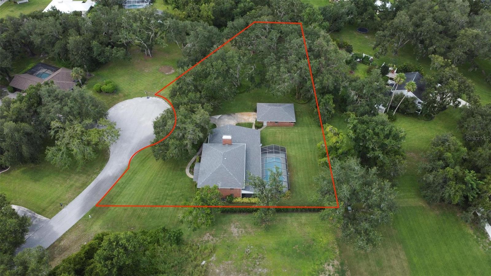 VOSS OAKS - Residential