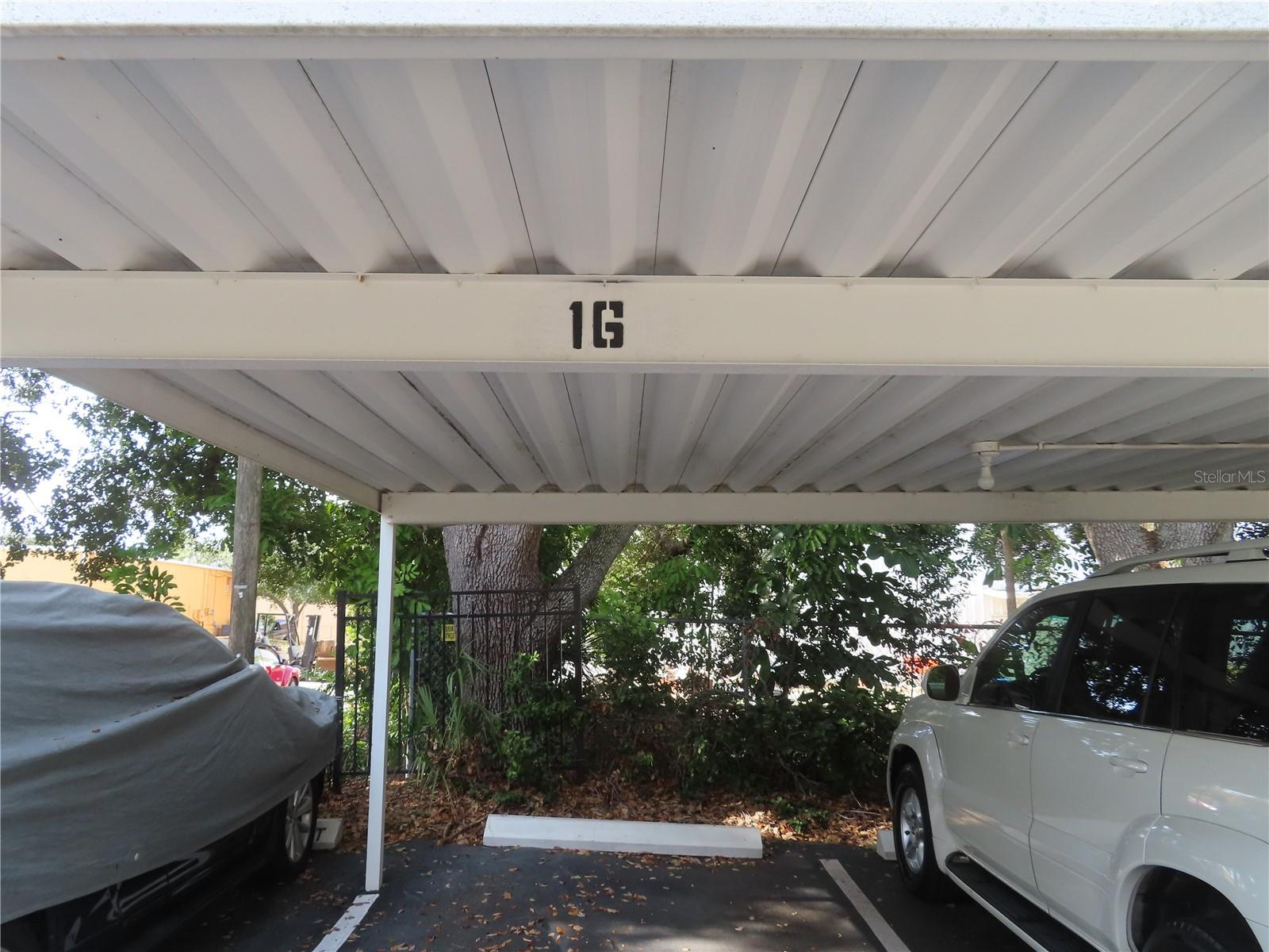 KALMIA CONDO - Residential