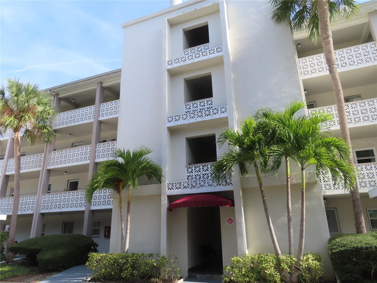 KALMIA CONDO - Residential