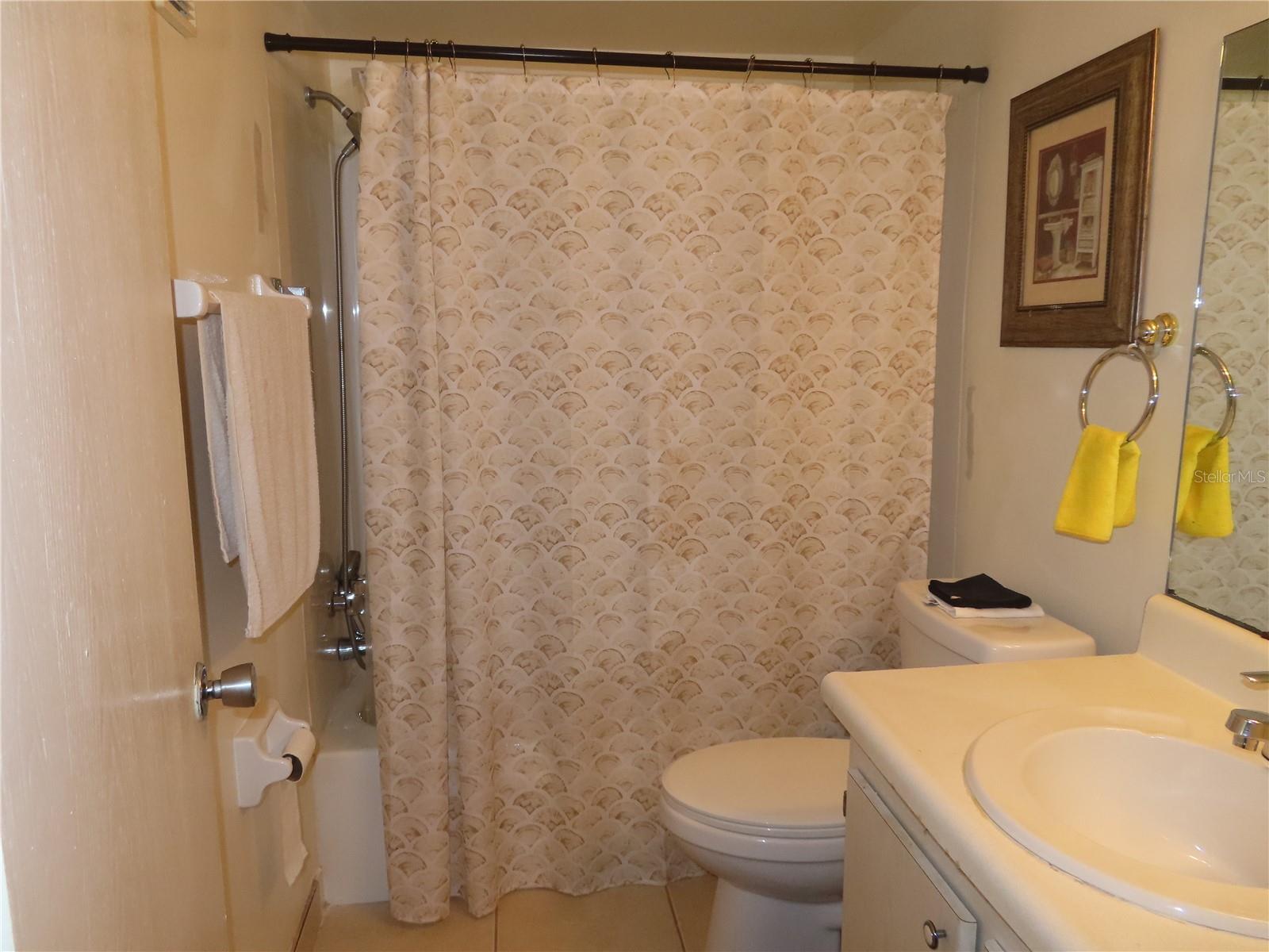 KALMIA CONDO - Residential