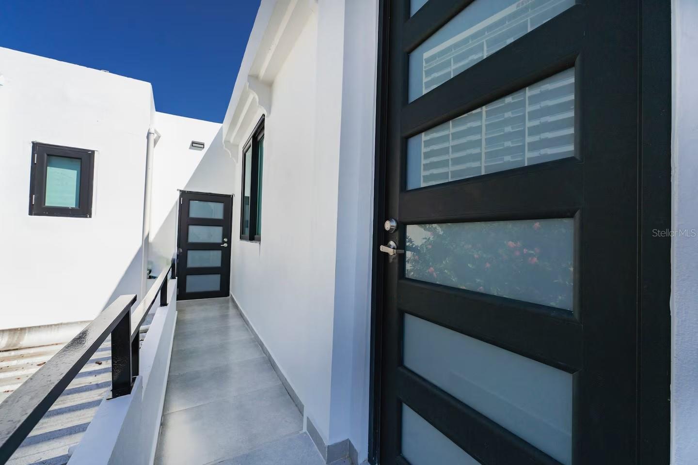 149 CALLE DELBREY