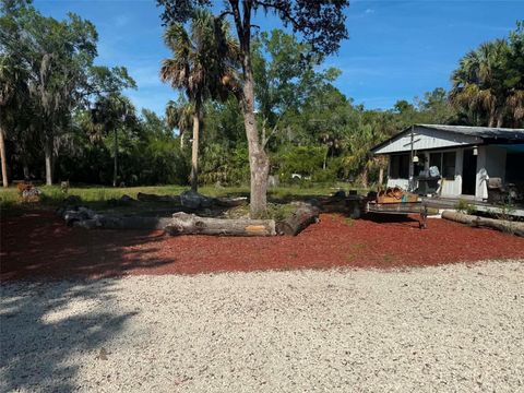 Tiny photo for 186 Gladys Avenue, Inglis, FL 34449 (MLS # G5112130)
