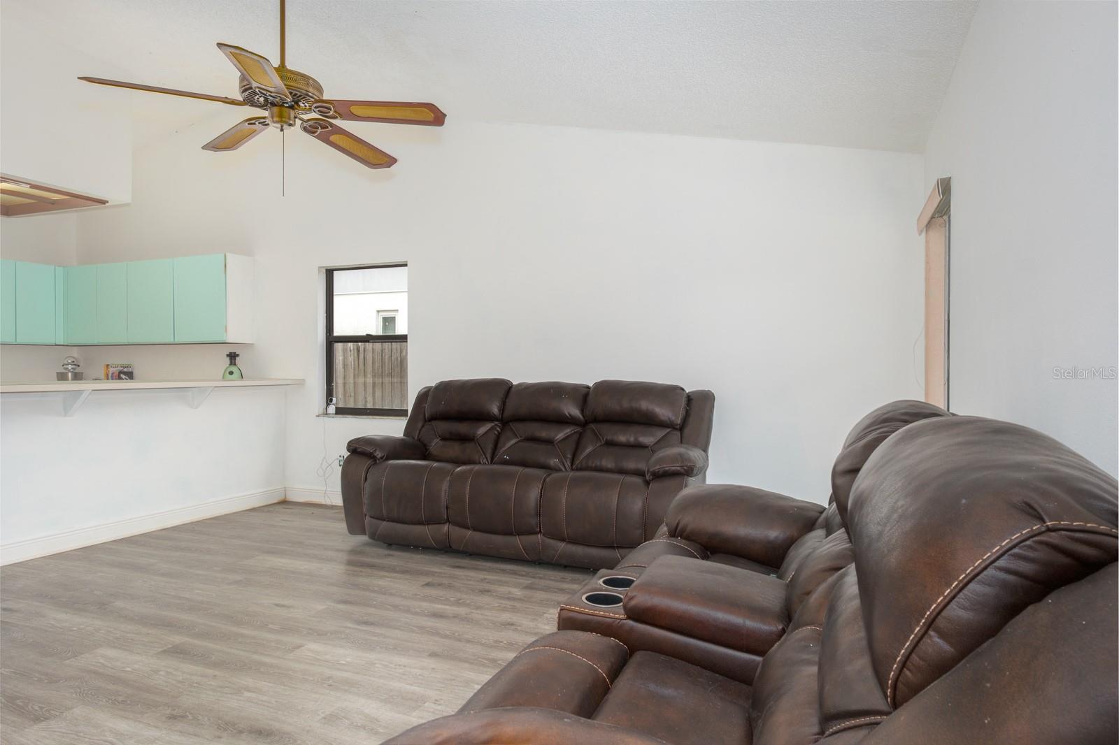 HIGHLAND RIDGE UNIT 1 - Residential