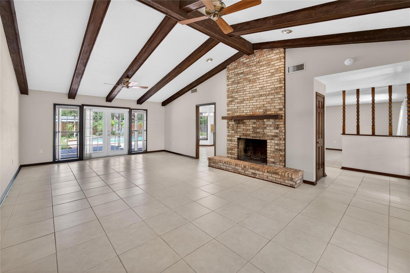 SHADOW RUN - Residential