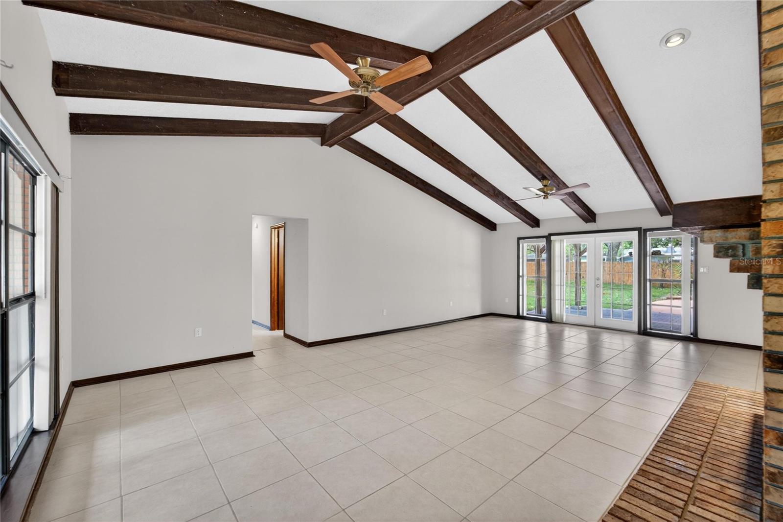 SHADOW RUN - Residential