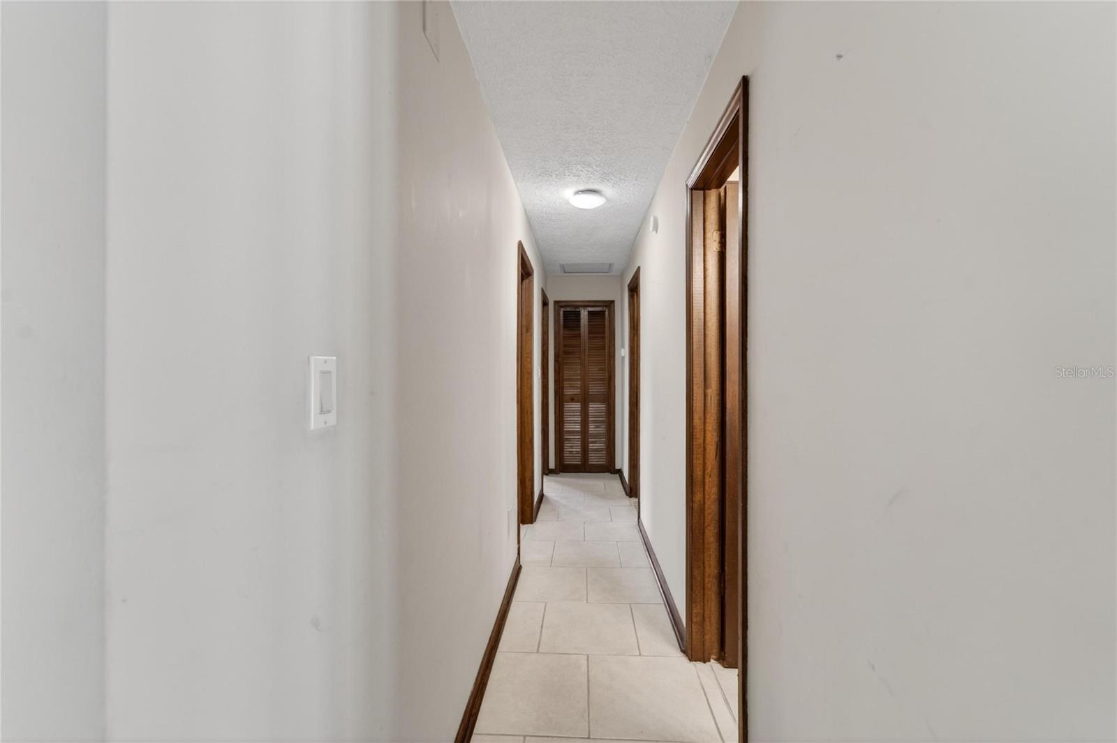 SHADOW RUN - Residential