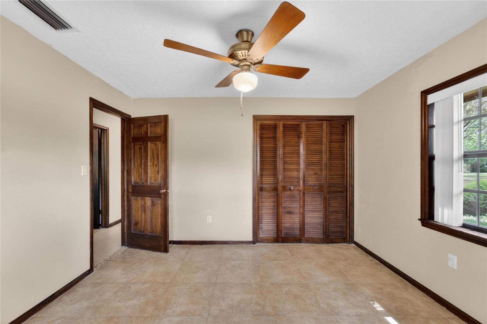 SHADOW RUN - Residential