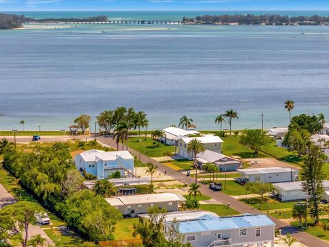 A home in BRADENTON