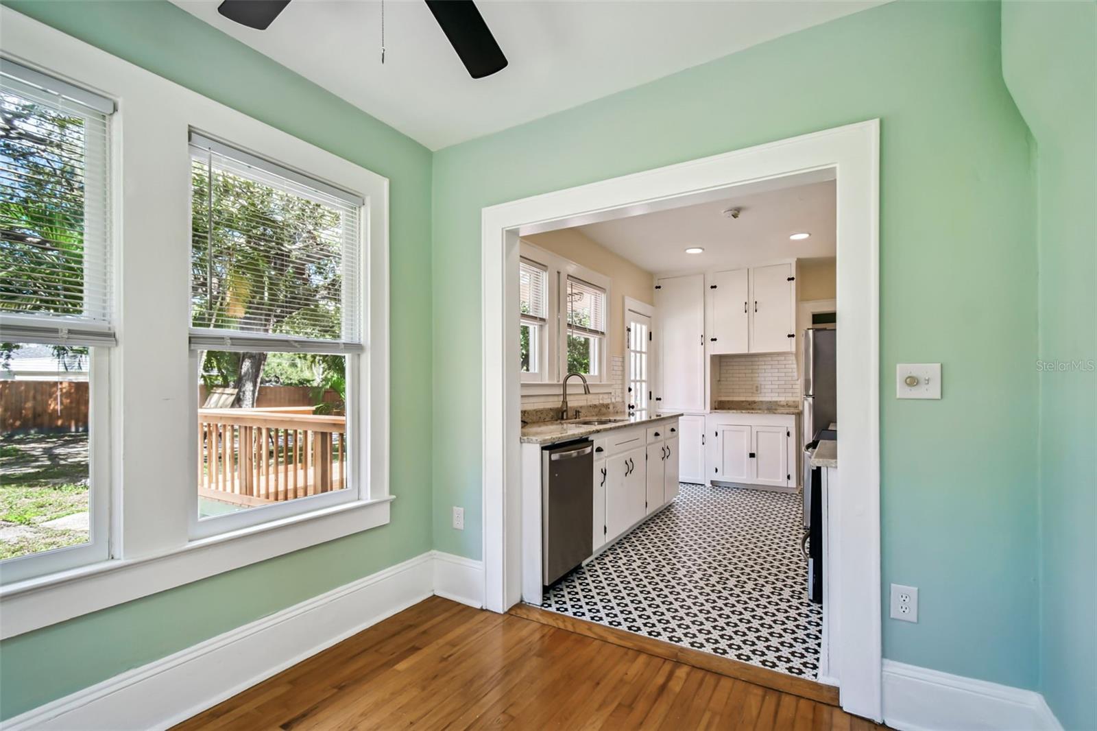 GROVE TERRACE - Residential