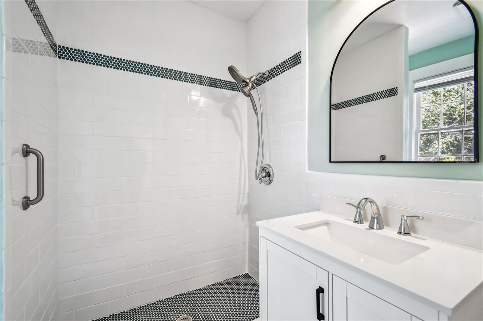 GROVE TERRACE - Residential