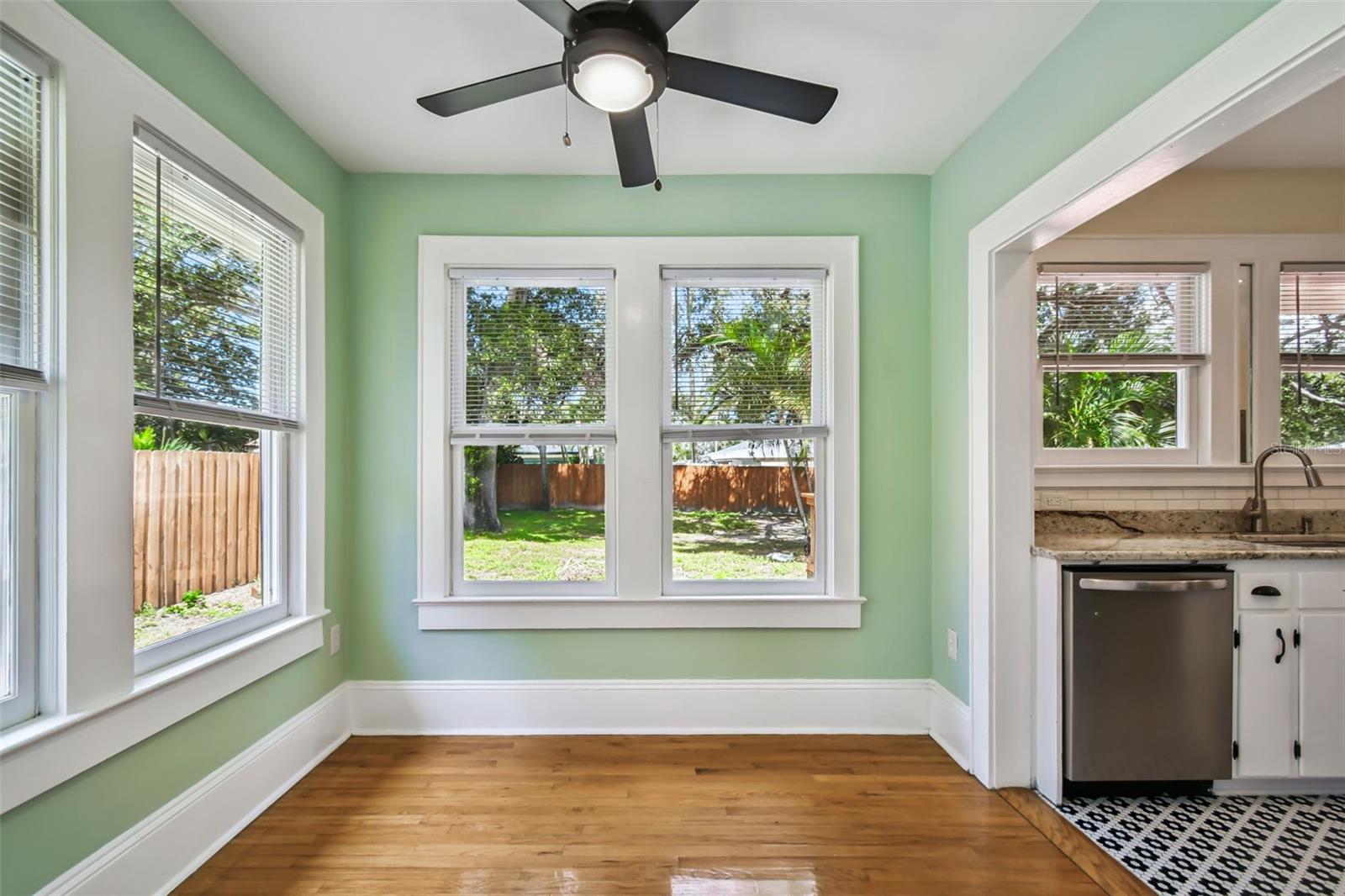 GROVE TERRACE - Residential