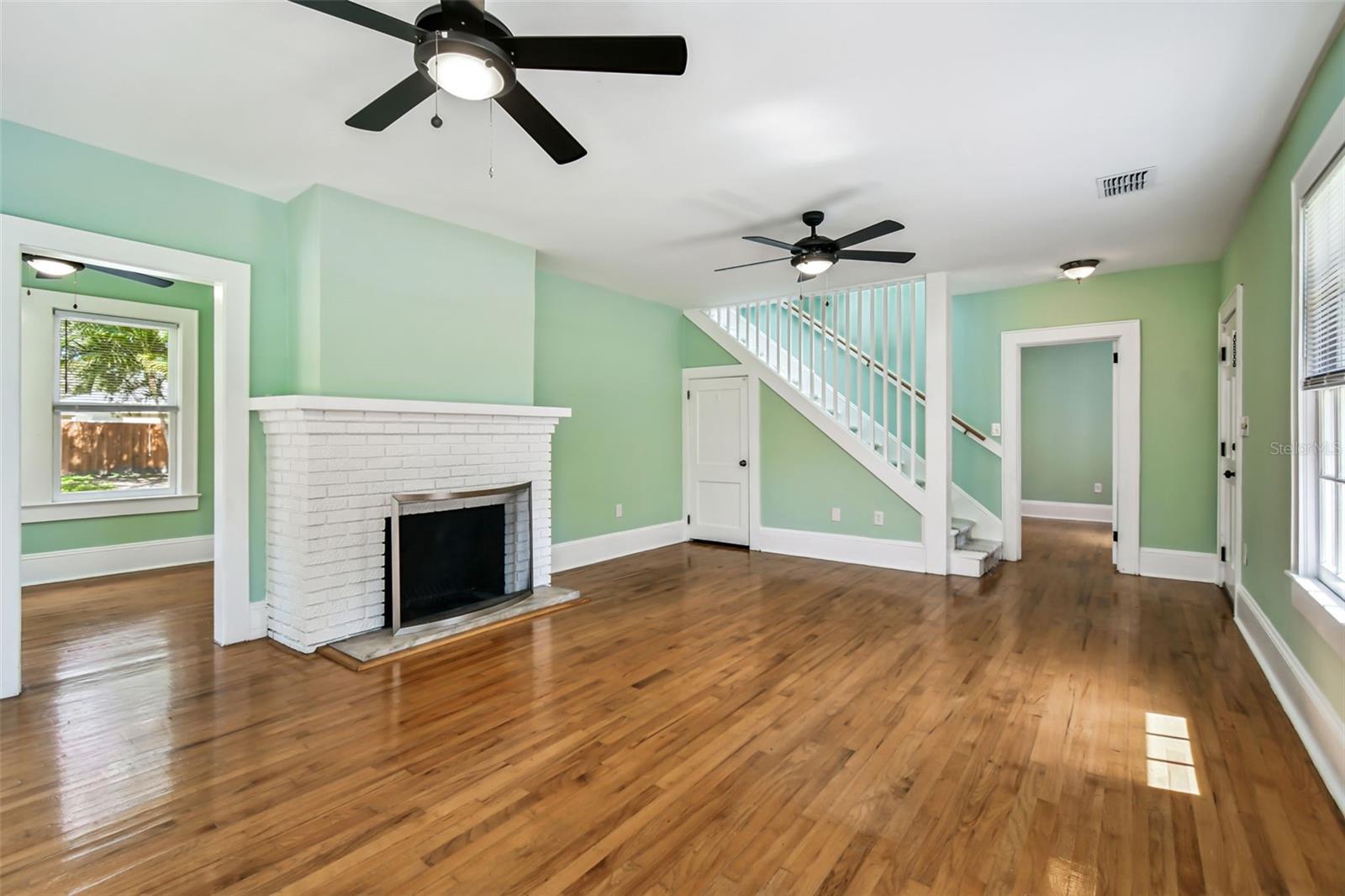 GROVE TERRACE - Residential