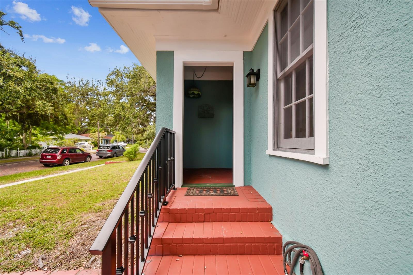 GROVE TERRACE - Residential