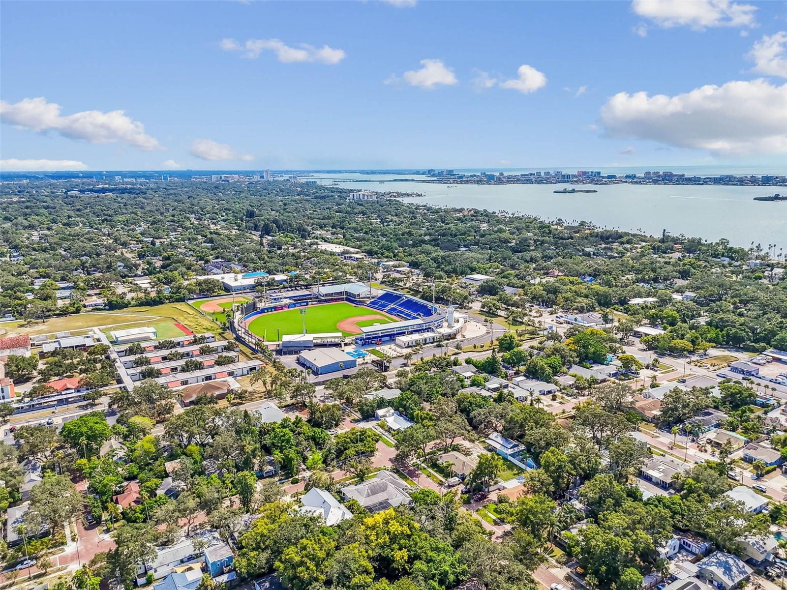 GROVE TERRACE - Residential